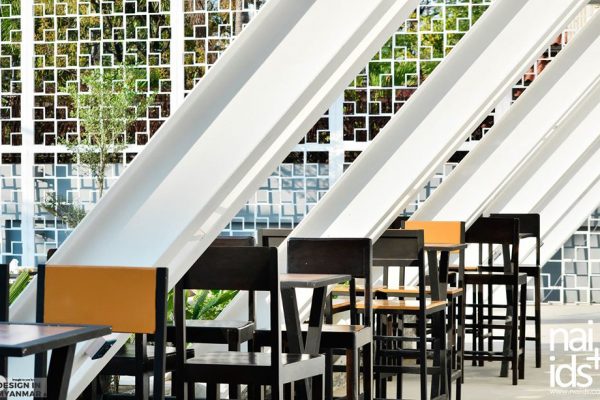 THE SPACE BAR at MANDALAY